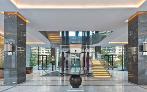  auris-ilaria Entrance Lobby