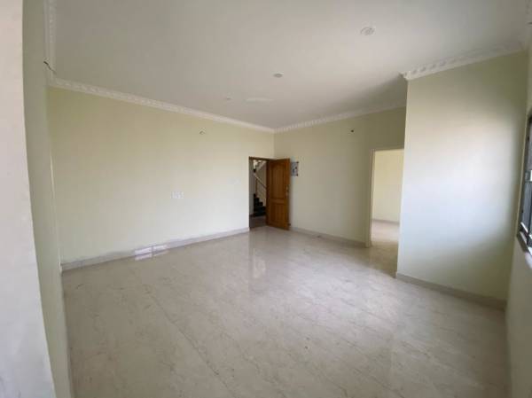  mooshigha Living Area