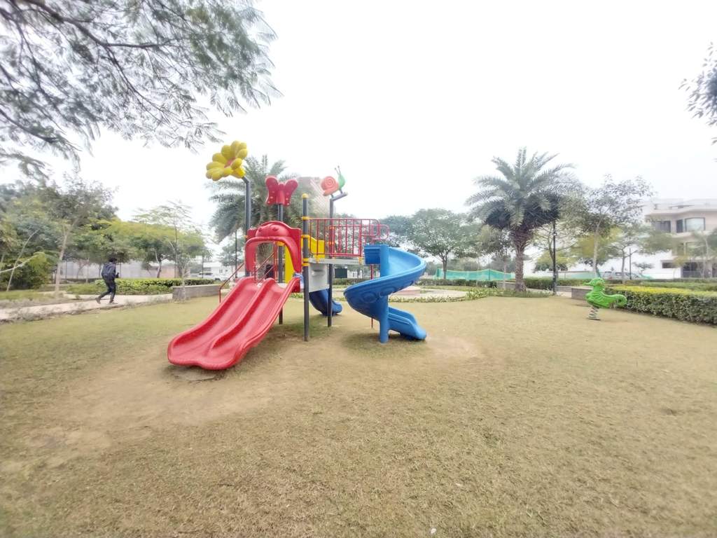  garden city independent floors Children's play area