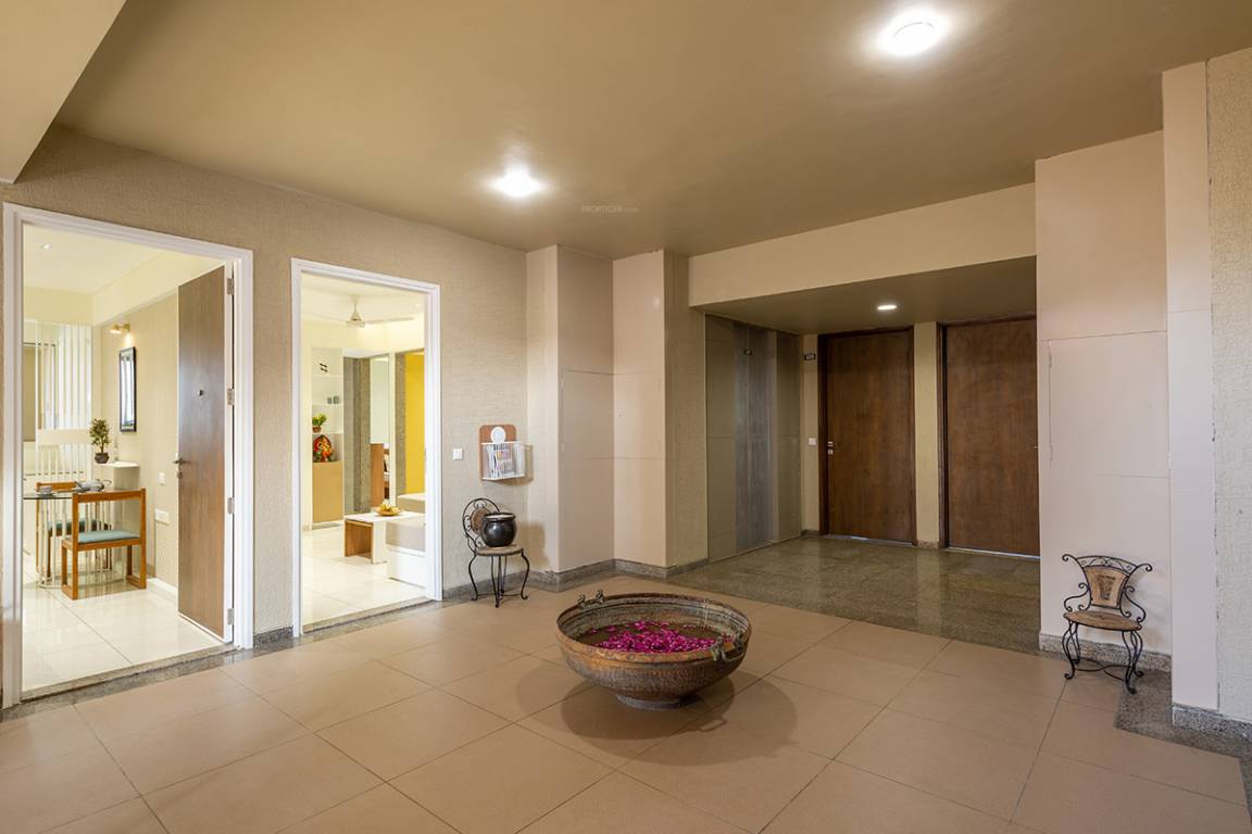  sun rising homes Lobby