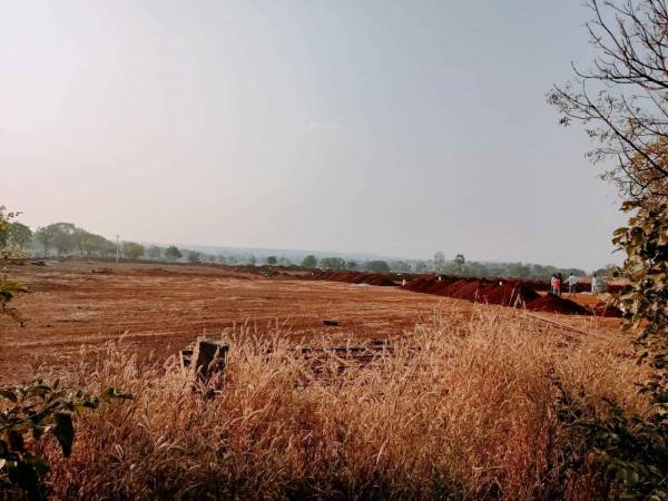  aishwarya-dhatri Plot