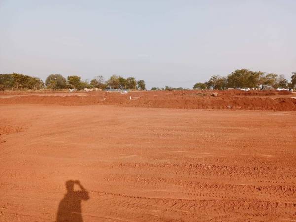  aishwarya-dhatri Plot