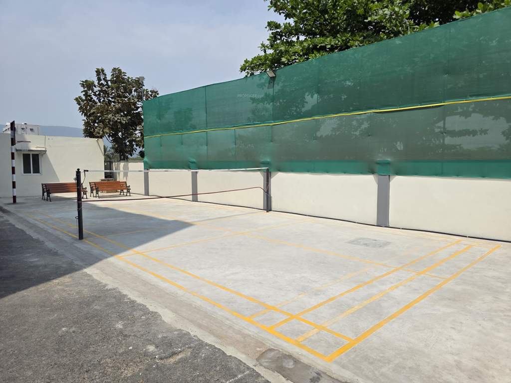  chakri meadows lotus orchid phase 1 Badminton Court