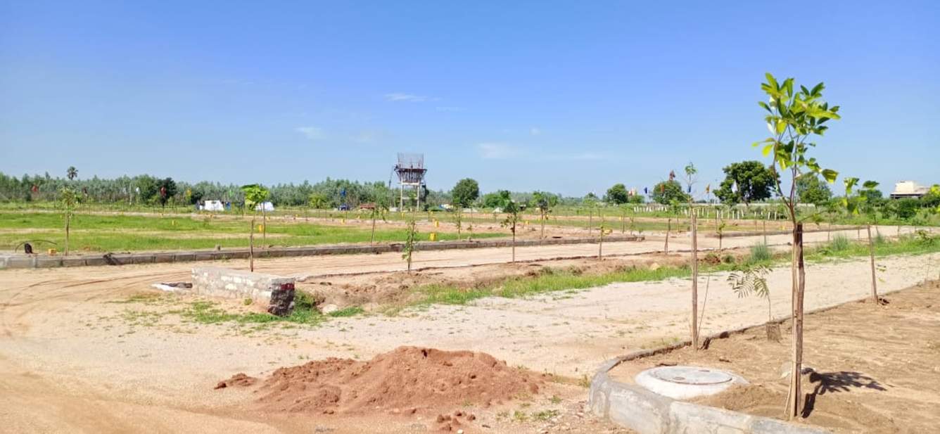  yadadri smart city Plot