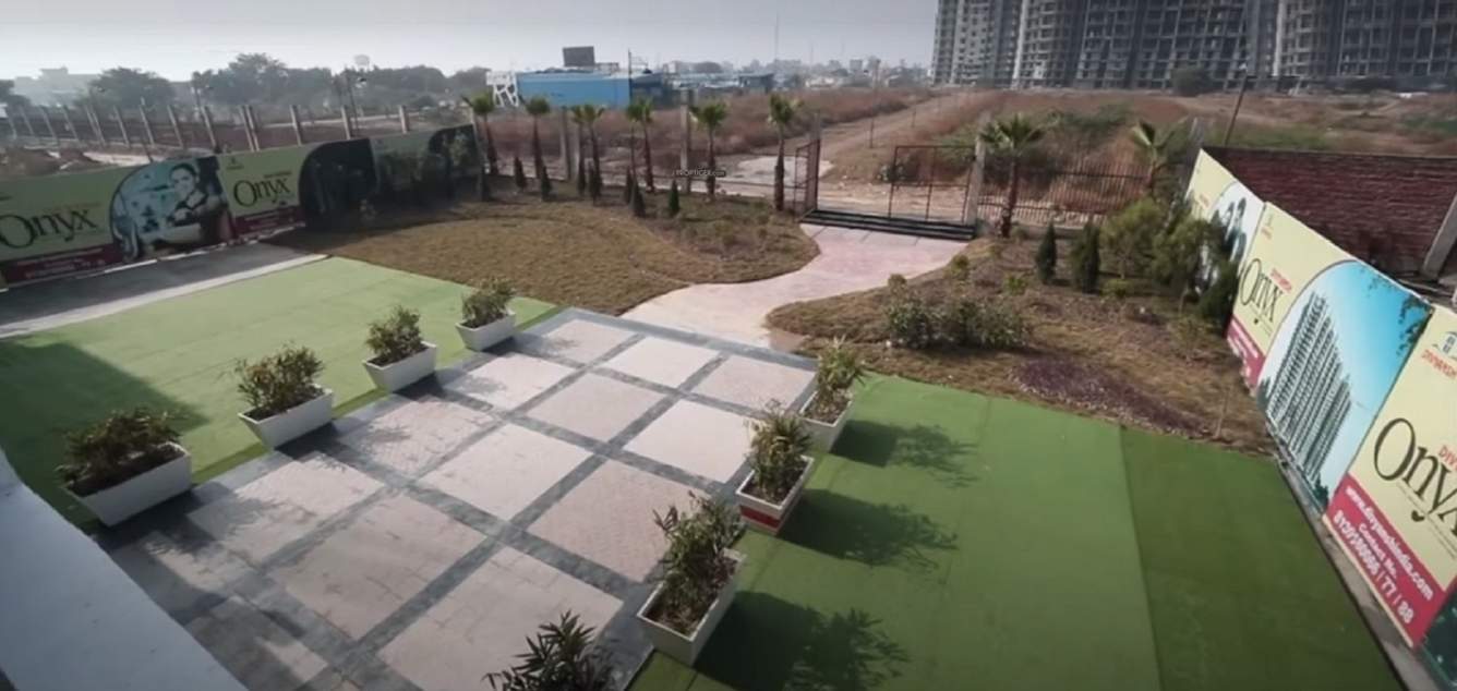  onyx phase ii Landscape Garden and Tree Planting