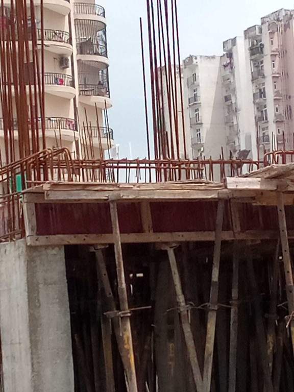 the express park view ii low rise apartments Construction Status Sept 22