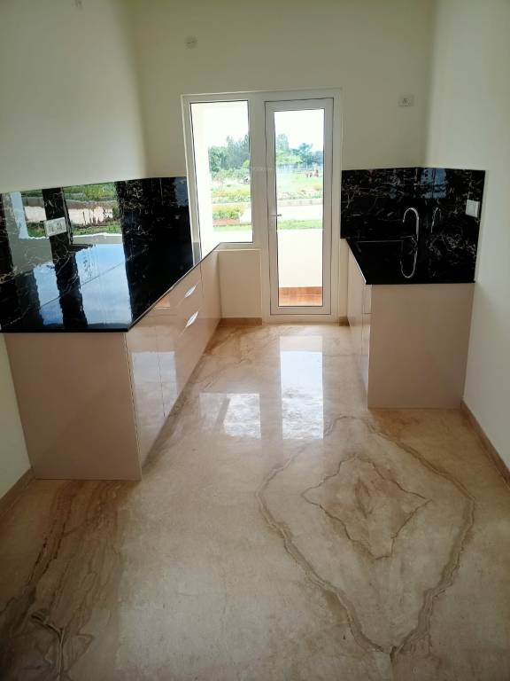 Trifecta Verde En Resplandor Phase 1