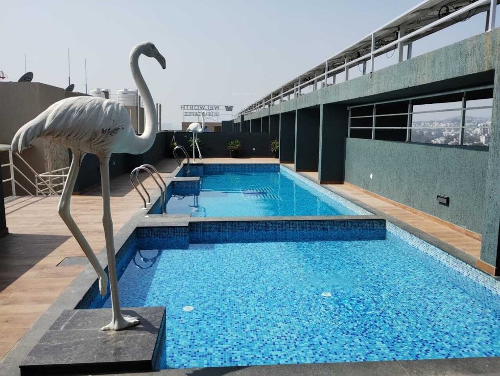  welworth bluescapes Swimming Pool