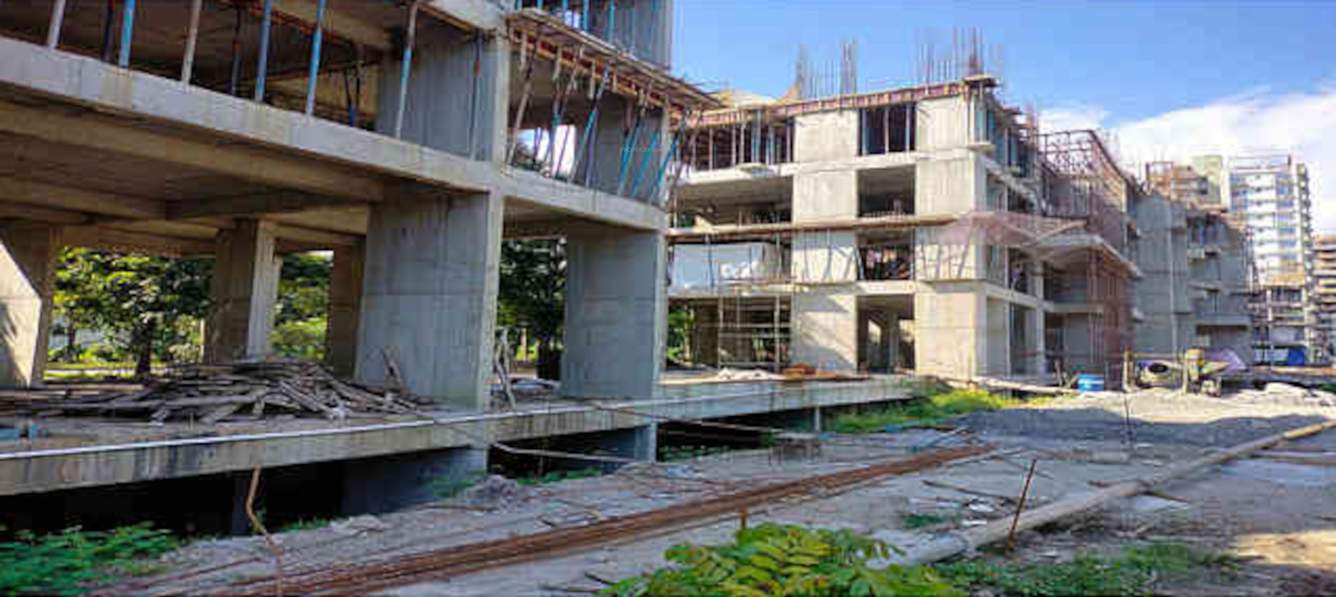  lumina luxuria Construction Status Aug 22