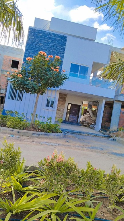  verde en resplandor Construction Status Feb 23