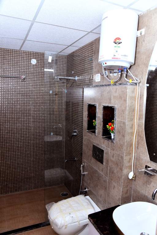  mayfair greens Bathroom