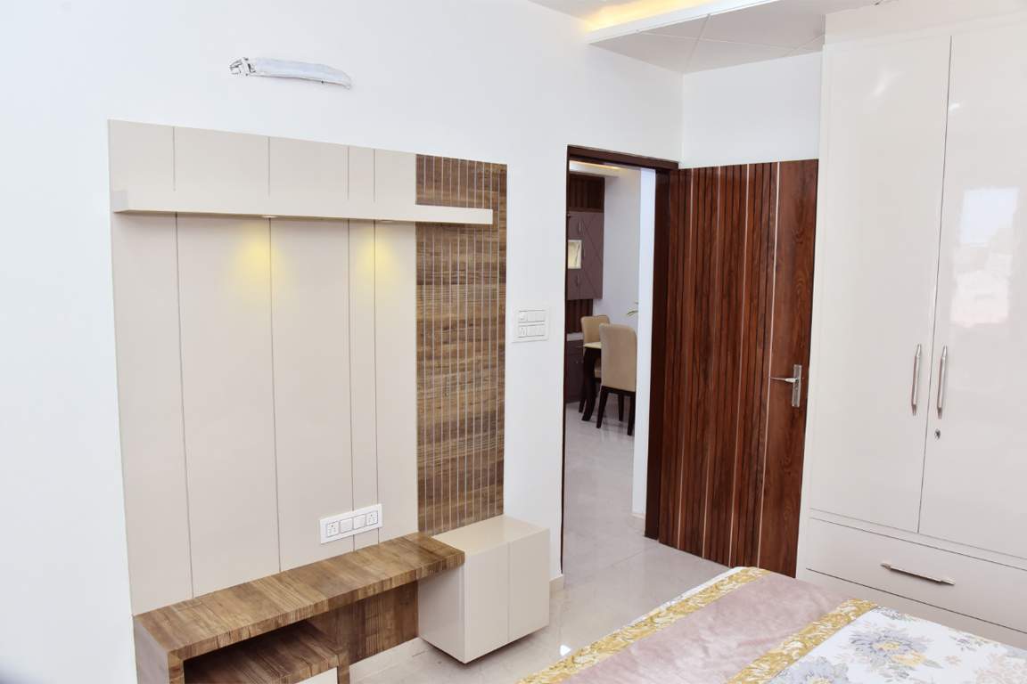  mayfair greens Bedroom