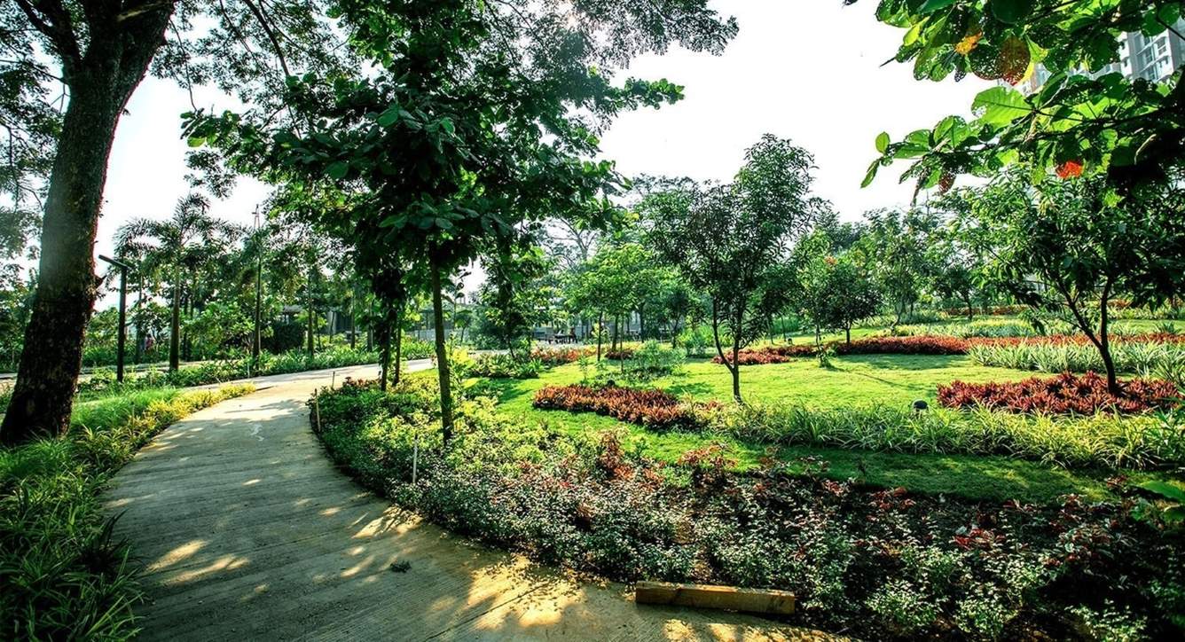  gardens phase 4 bldg no 31 32 Landscape Garden and Tree Planting