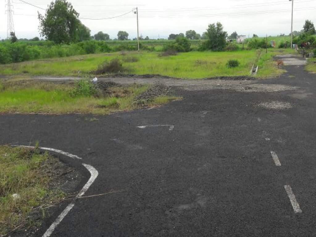  siddharth nagar Plot