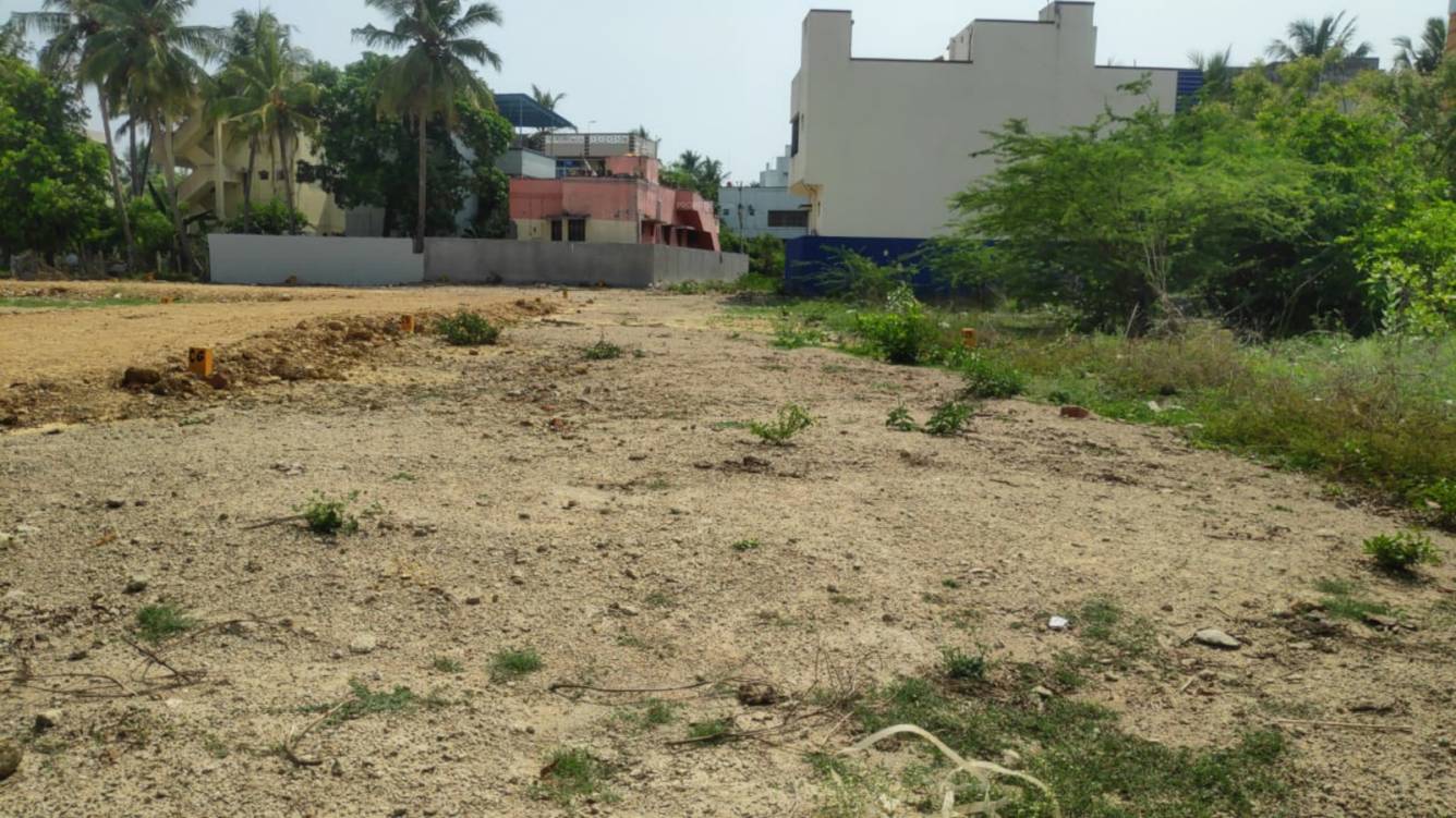  sri sai enclave Plot