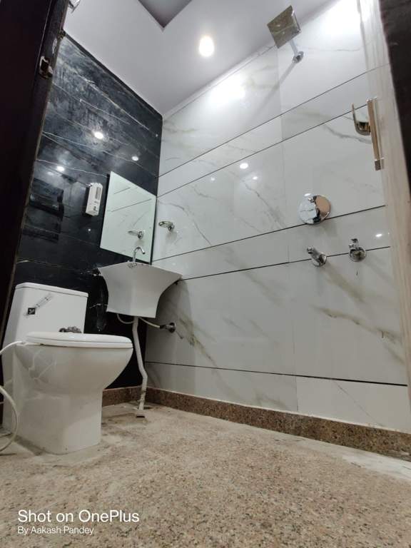  homes Bathroom
