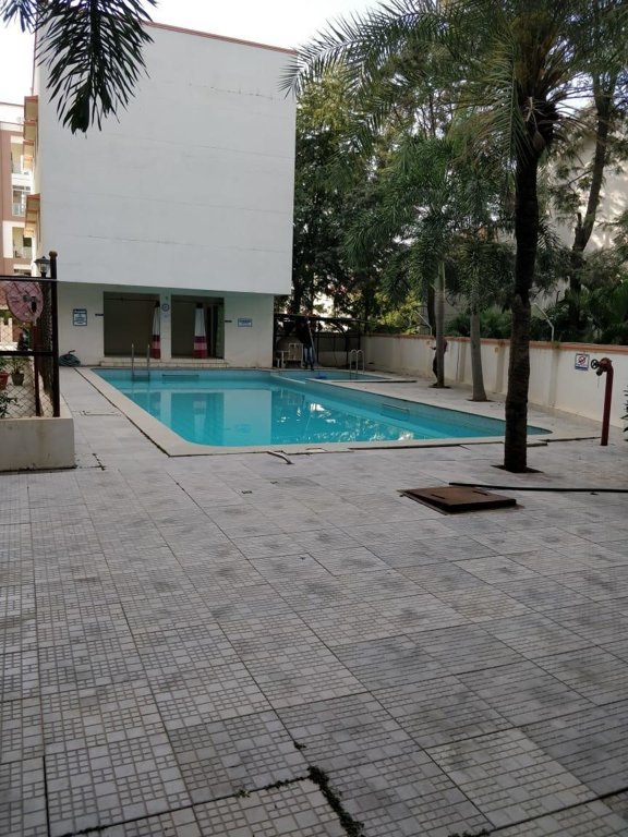  towers Swimming Pool
