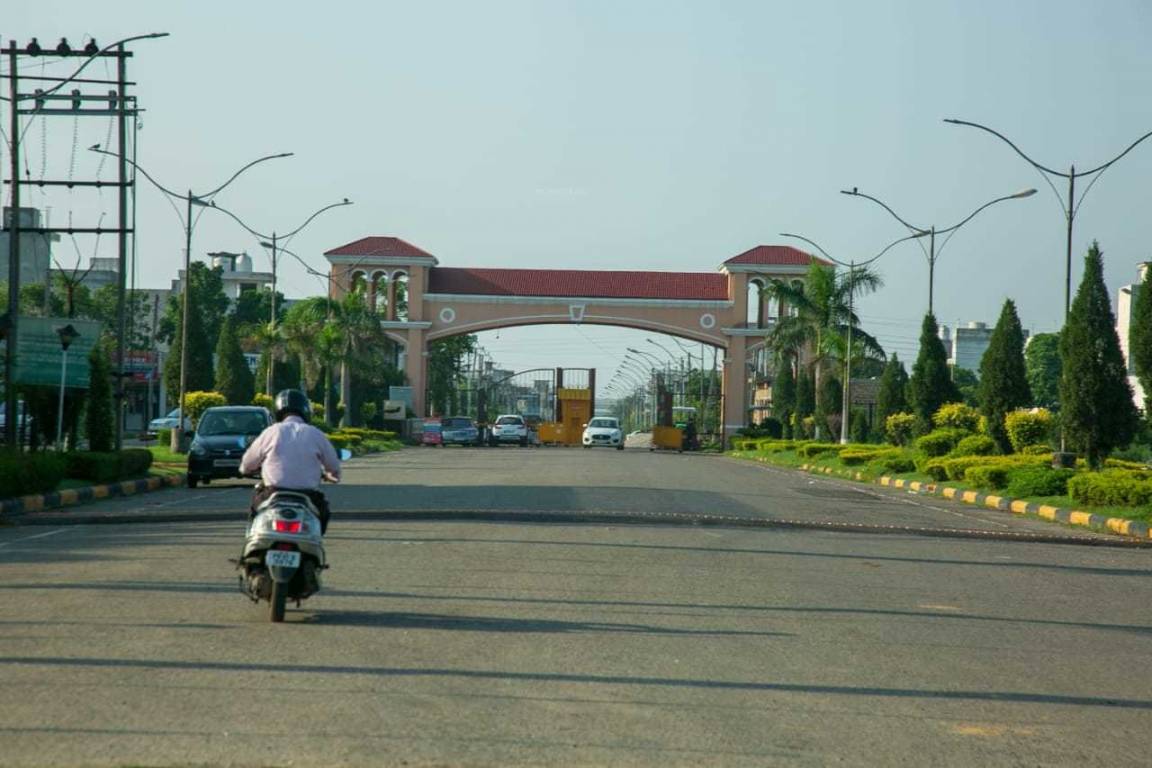 palm city Internal Roads