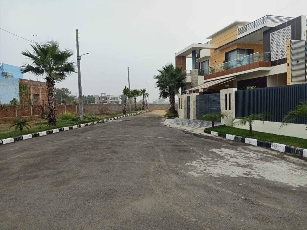 palm city Internal Roads