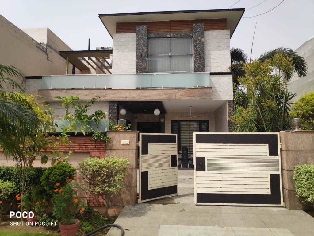 palm city Internal Roads