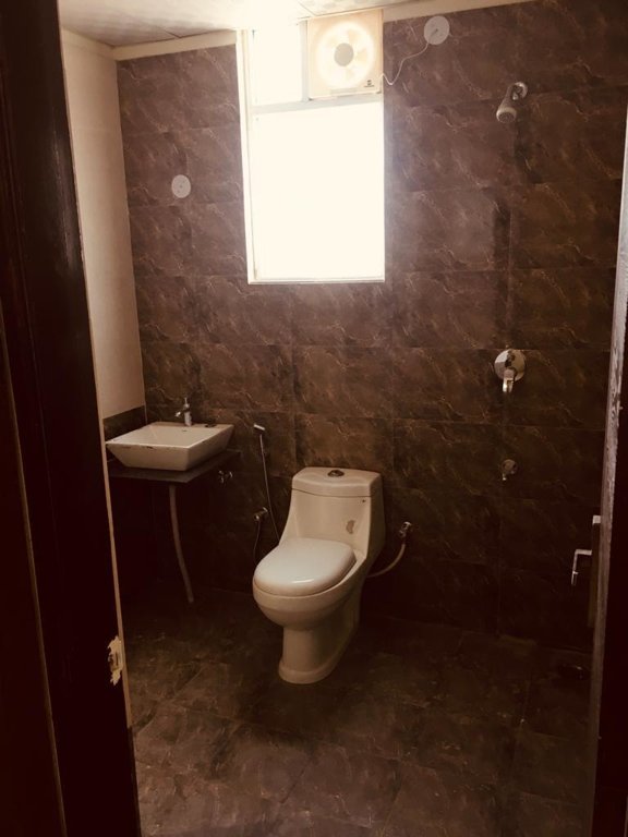  ab prime height Bathroom