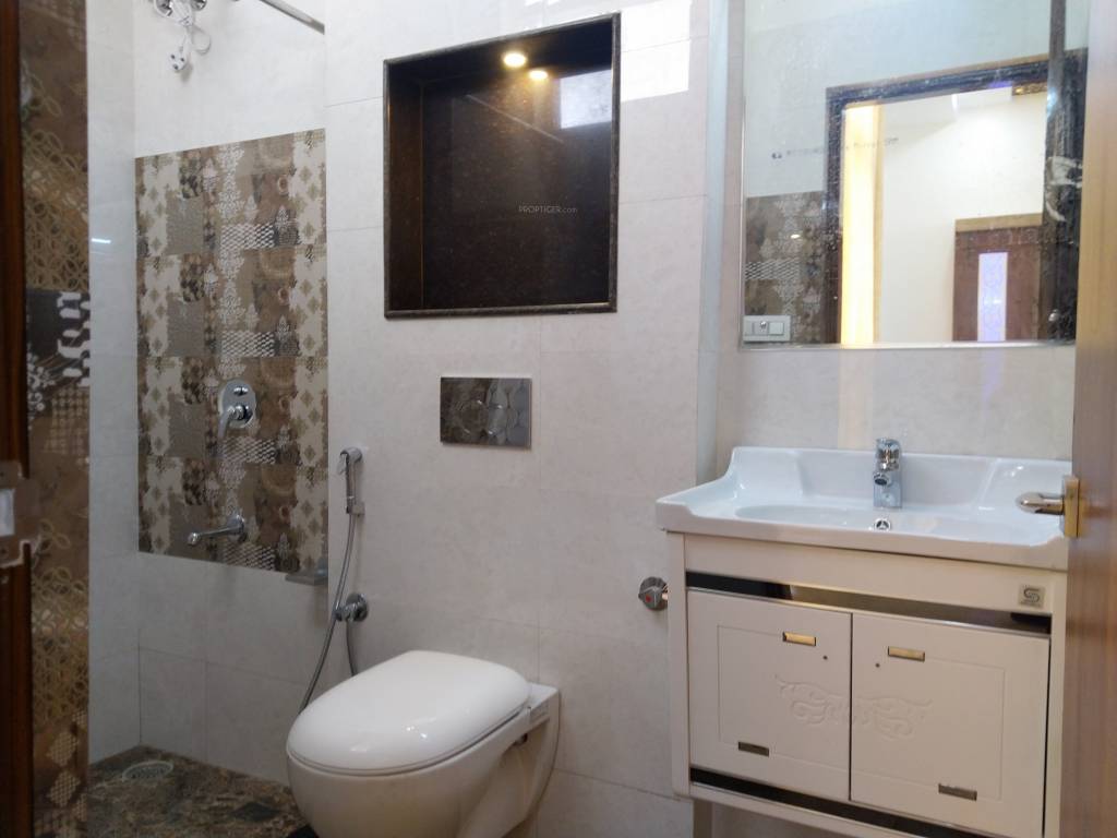  mayfair residency Bathroom