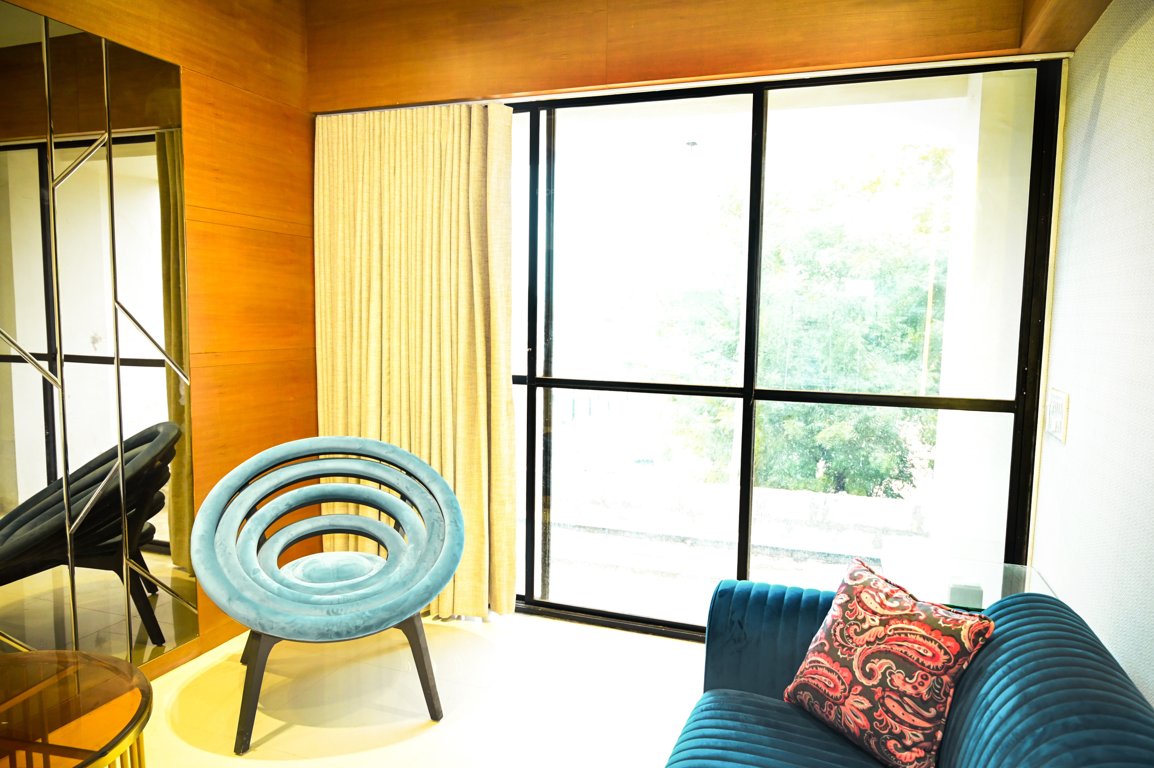  happy highland Living Area