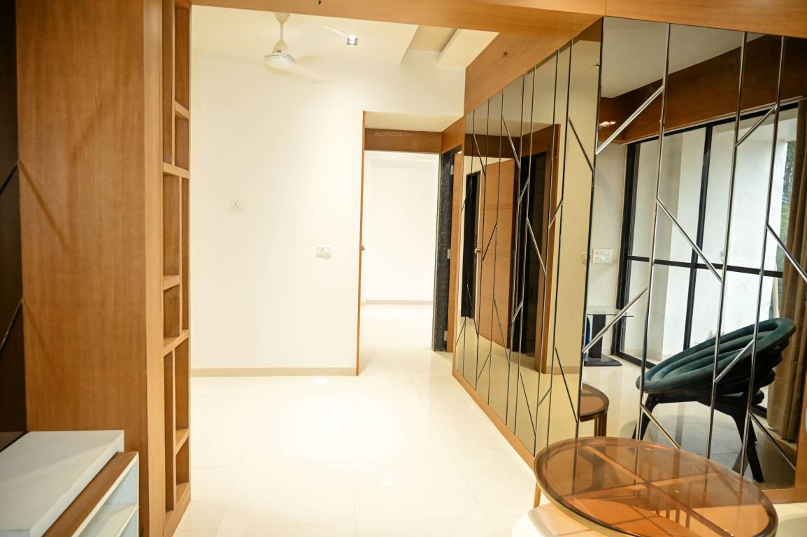  happy highland Lobby