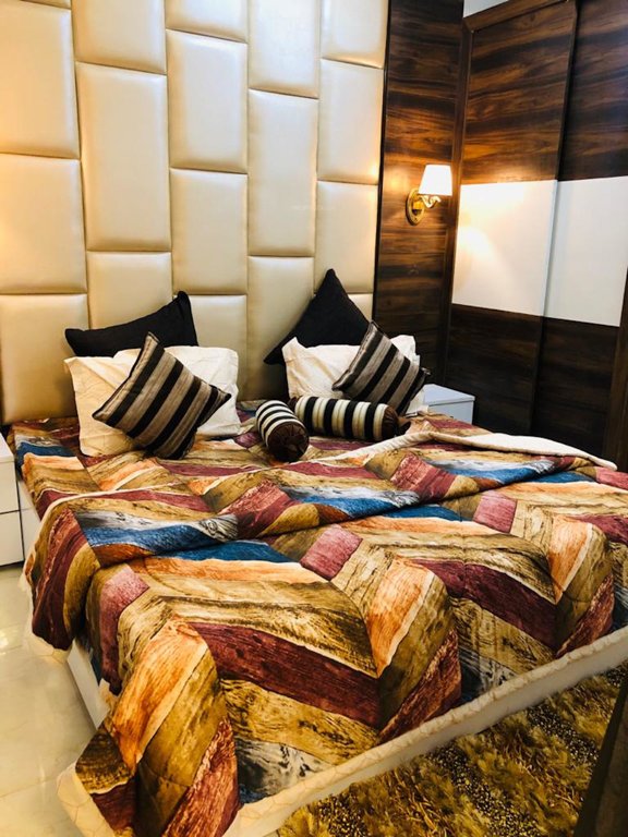 the grand floors 2 Bedroom