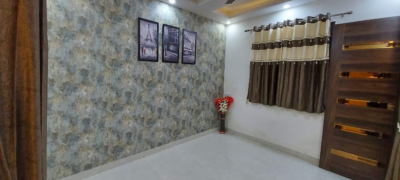 the grand floors 2 Living Area