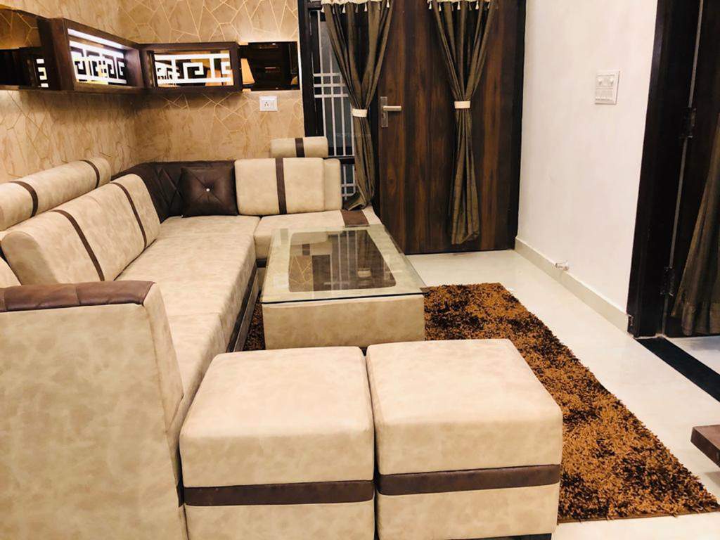 the grand floors 2 Living Area