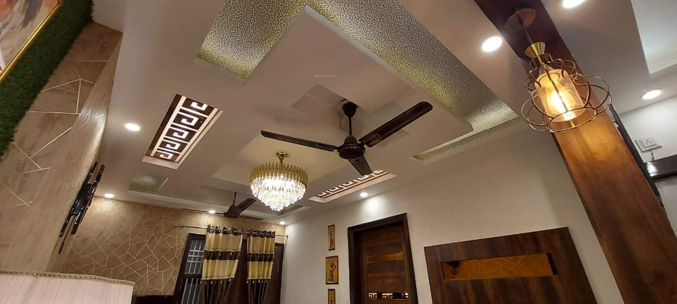 the grand floors 2 Living Area