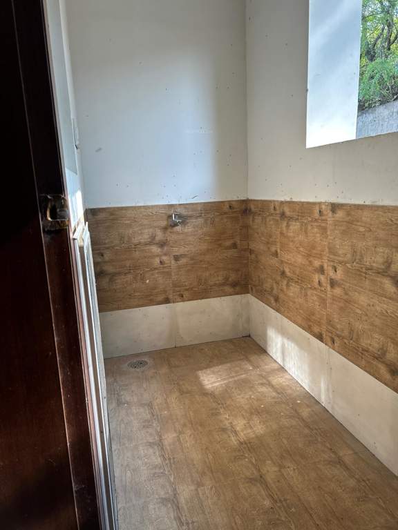  the tales of greek Bathroom