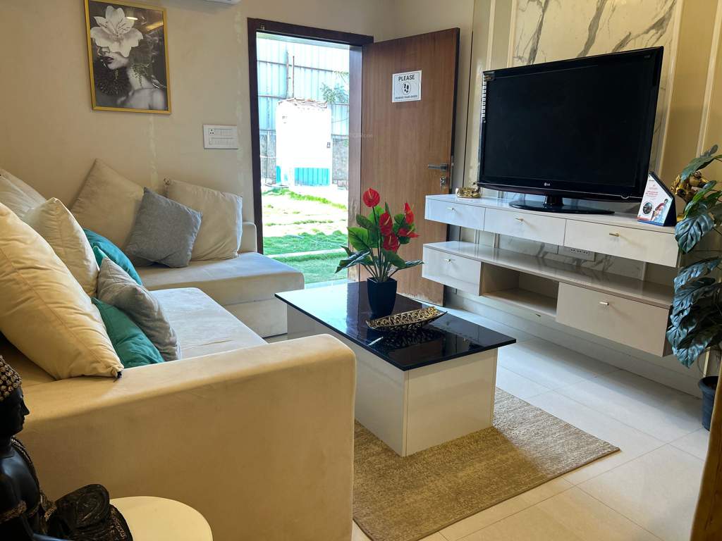  the tales of greek Living Area