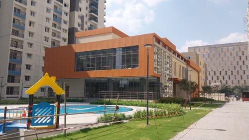  lakefront-residential-phase-1 Club House