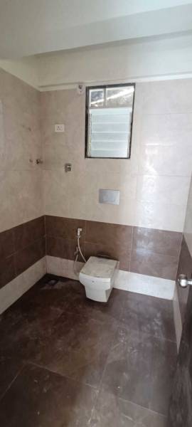  precious-galaxy-building-no-1 Bathroom