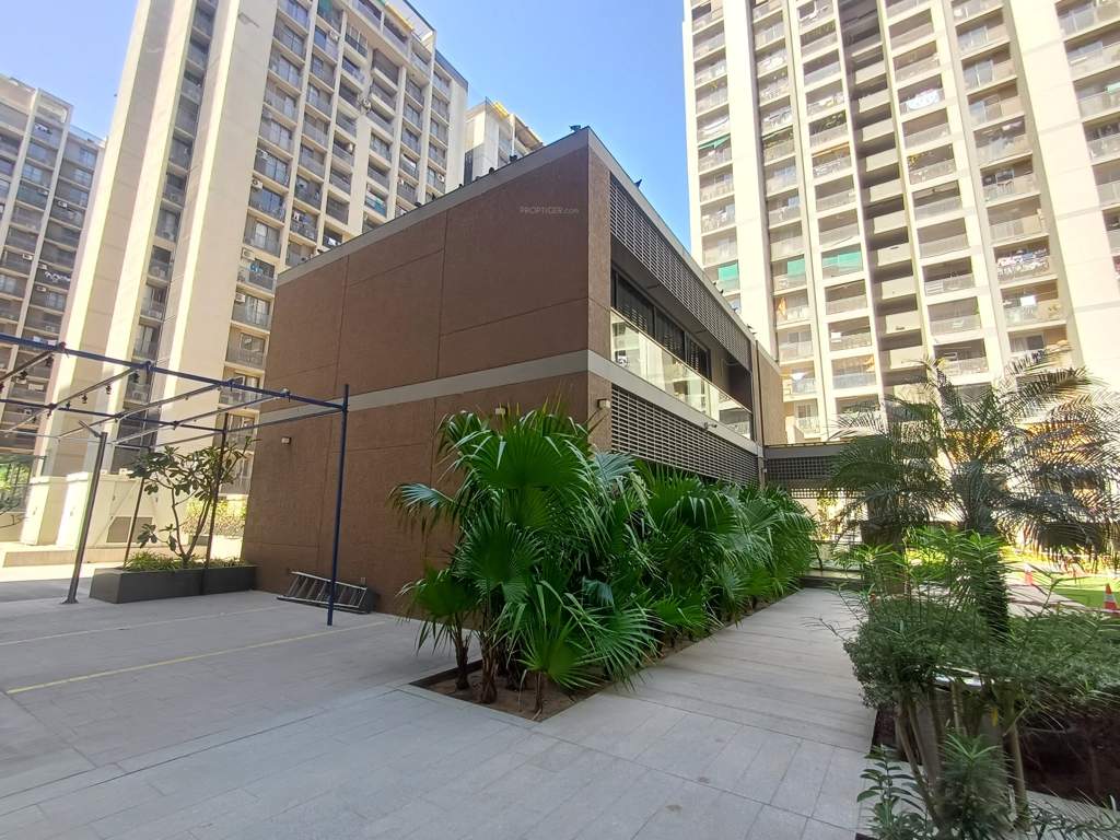  orchid heights Landscaped Gardens