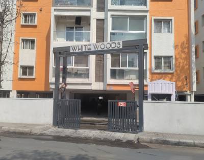  white-woods Entrance Gate Security Cabin