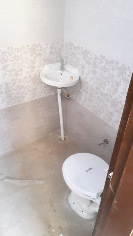  residency kalwar Bathroom
