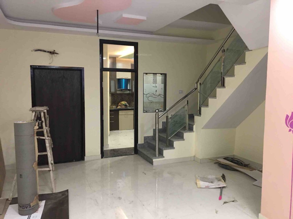  luxury duplex Living Area