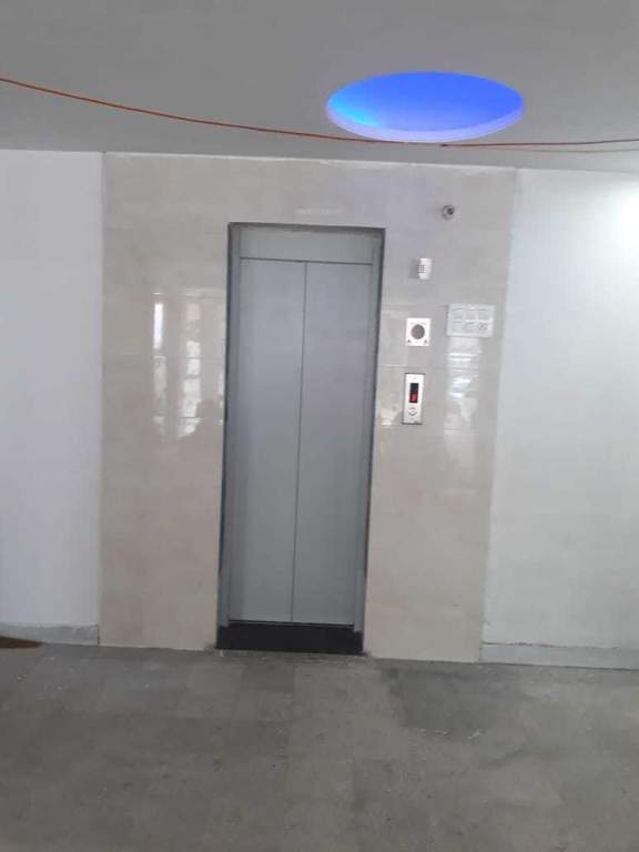  sky residency Lift(s)