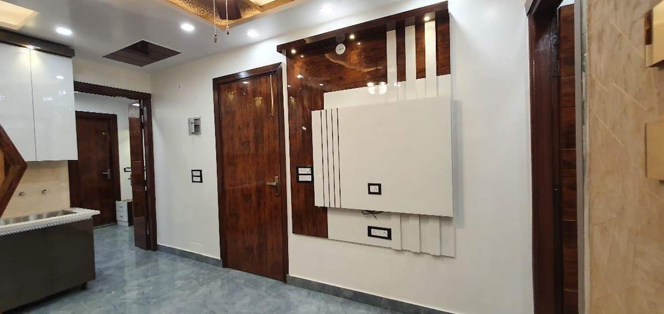  luxury floors Living Area