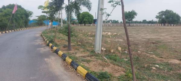  hemanths-suvarna-sampada Plot