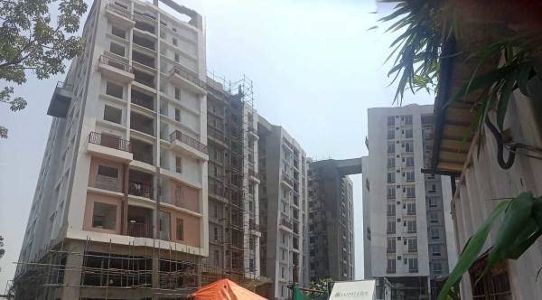  lumiere Block 1 Construction Status Apr-23