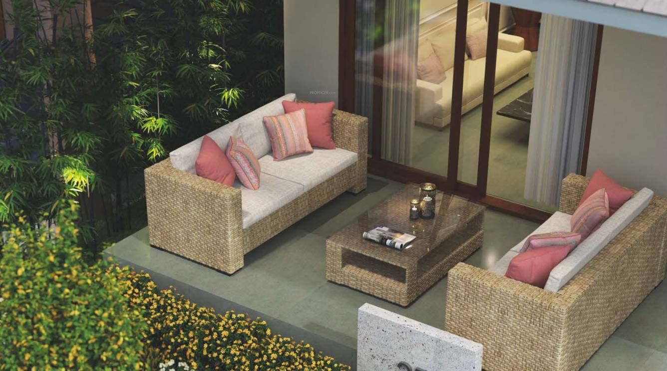  beverly woods villa Balcony