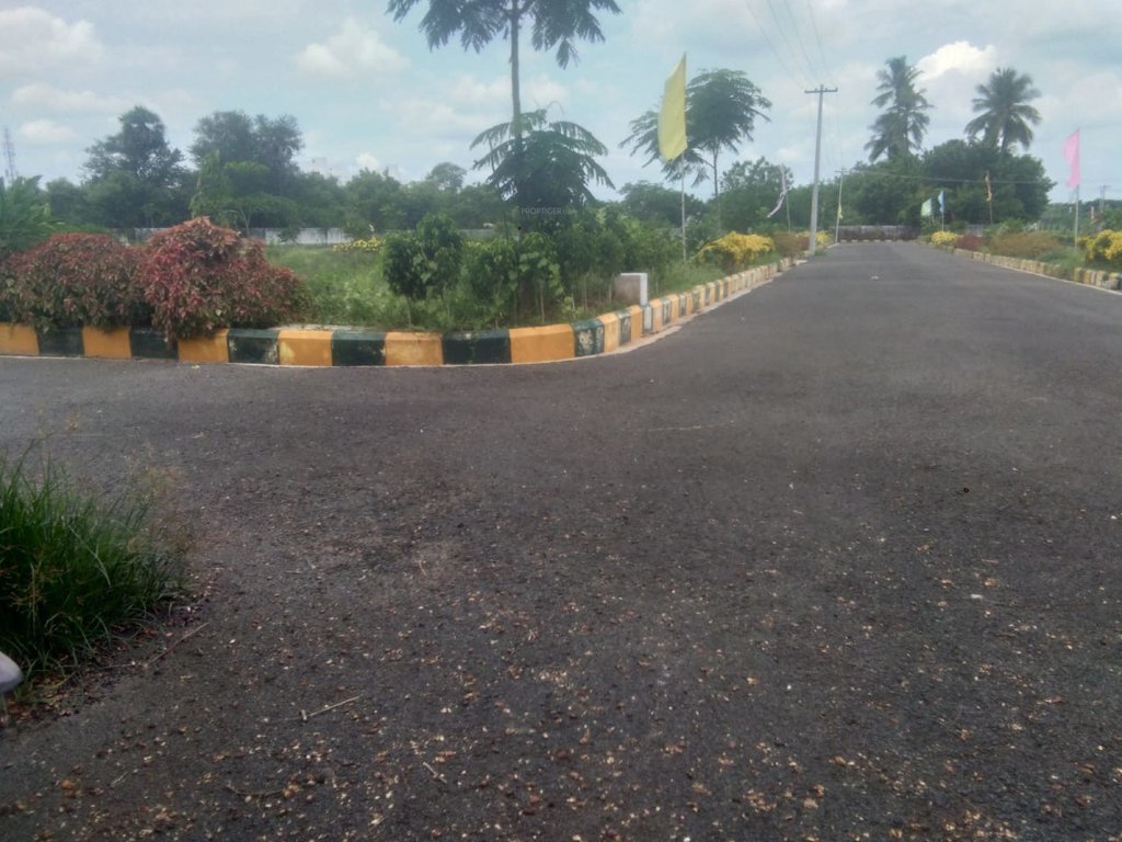  plots and villas Internal Roads