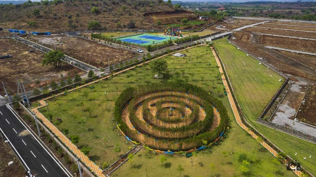  sree shankarpalli hill iii Plot