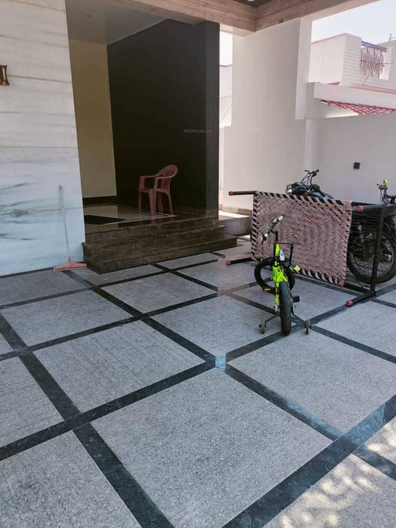 properties Elevation