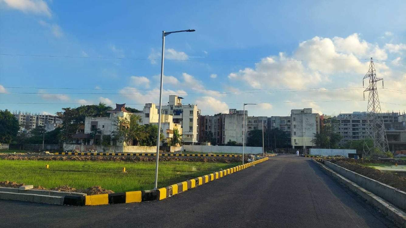  sai garden Plot