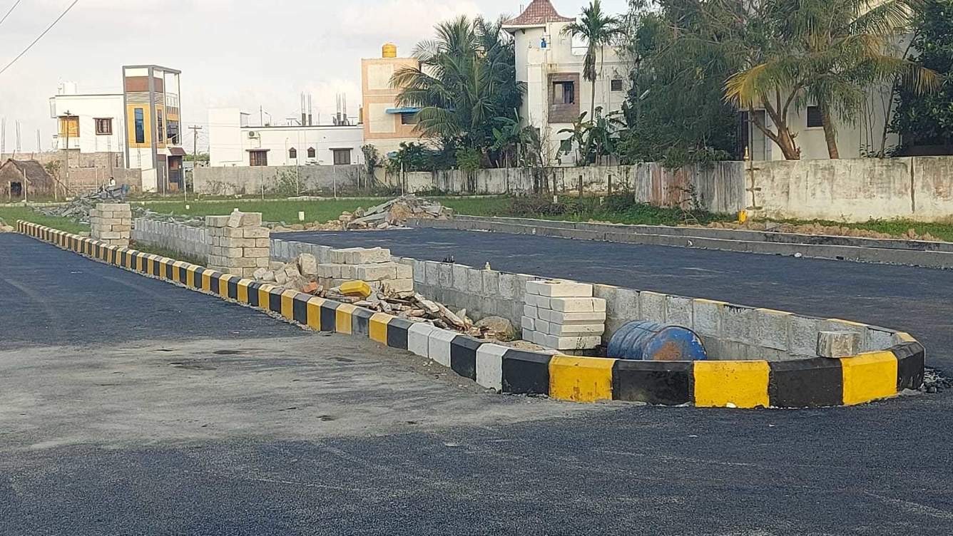  sai garden Plot